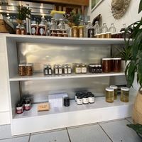 Honey (obv not vegan)  at Kauai Juice Co. in Koloa