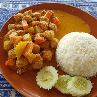 Tofu massaman at Yawee in Koh Lanta