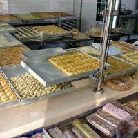 Vegan options at Malek Sweets in Tel Aviv