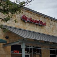 Outside at Sip Saam Thai in Austin