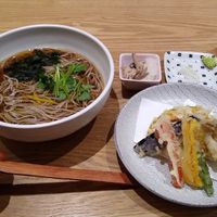 Zaru soba with hot broth and tempura vegetables at Tateshinaan in Tokyo