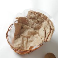 烤麵餅Roti – $50                                                                 (含有麩質 Contains Gluten) at Veganersworld 莘咖哩  in Tainan