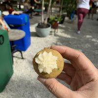 Free mini cupcake  at Aguacate in Miami