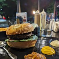 Veganer Burger at Coffee Max in Panama City