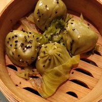 'Hong Kong stories' momos filled with spinach, shiitake and cashews at Negishi - Niederdorf in Zurich