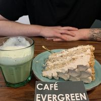 Vegan cake and avocado smoothie  at Café Evergreen in Duisburg