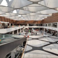 Mall interior, Molino unseen on the right at Molino Pizzeria Ristorante - Balexert in Geneva