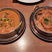Chana masala (left) and aloo baigan dry curry (right) at Sapana in Hiroshima
