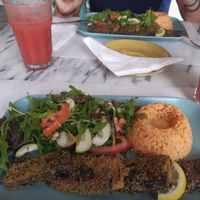 Sardinhas veganas com arroz de tomate at Veg & Tal in Sines