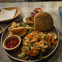 Burger La India at Coco Calala in Leon