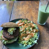 Hamburguesa a la francesa  at Coco Calala in Leon