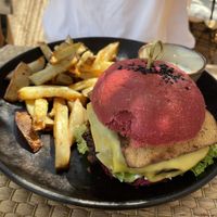 Sublime burger mit batatas 14€  at Balance Cafe in Portimao