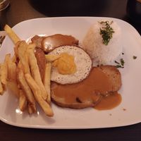 El no-huevo es genial at Kong - Food Made With Compassion in Lisbon