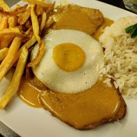 Vegan Bitoque - a traditional Portuguese dish at Kong - Food Made With Compassion in Lisbon