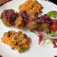 Main dish  at Kong - Food Made With Compassion in Lisbon