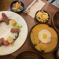 Bitoque (seitan steak) YUMMY SAUCE  at Kong - Food Made With Compassion in Lisbon