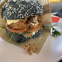 Mr. Bean burger  at Tavci Kuhna in Lesce