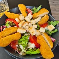 Ceasar salat at Tavci Kuhna in Lesce