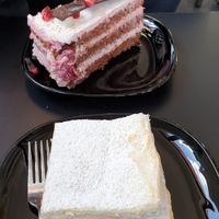 vegan local cream cake at Tavci Kuhna in Lesce