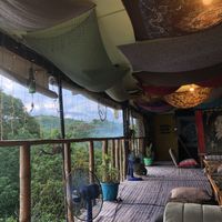 Amazing atmosphere  at Verde Rekado in Coron