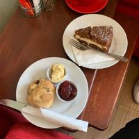 Vegan scone and vegan caramel cake at Grassroots Cafe in Ilfracombe