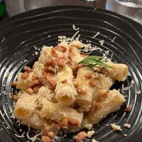 Pasta Carbonara at Utopia in Nice