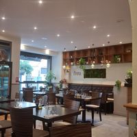 Salle spacieuse, très agréable 😌 at Utopia in Nice