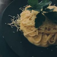 Spaghetti crema di zucca e noci  at Utopia in Nice