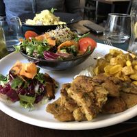Vegan ‘stake and chips’  at Utopia in Nice