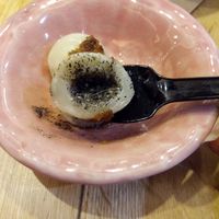 Sesame dumpling interior at Chipoon in Tokyo