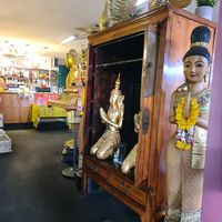 Welcoming at Nakontong Thai in Thames