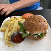 Garbanzo and nut burger at El Punto Vegano in Catano