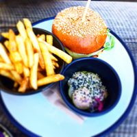 American burger abd slaw at The Roundhill in Brighton