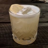 Whiskey Sour at The Roundhill in Brighton