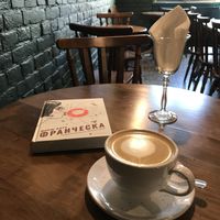 Чудова кава та атмосфера!  at Mondays in Ivano-frankivsk