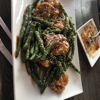 04 sesame seitan with extra two dollar exchange broccoli to string bean  at Unit Su Vege in Philadelphia