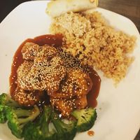 Sesame Seitan (Lunch Special) at Unit Su Vege in Philadelphia