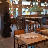 Interior at Cha Cha Thai in Zug