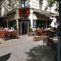 Outdoor seating at Feel Seoul Good in Berlin