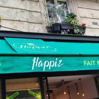 Facade at Happiz - Monge in Paris