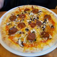 Vegan Pizza at Happiz - Monge in Paris