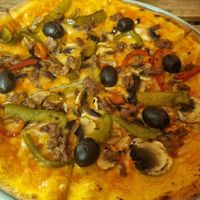 Vegan mozzarella, Beyond Meat, mushrooms, peppers and olives. Very good! at Happiz - Monge in Paris