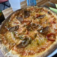 Vegan salami and vegan Morzarella pizza   at Happiz - Monge in Paris