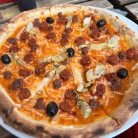 Vegan pizza delicious 💚🌱 at Happiz - Monge in Paris