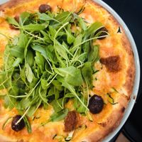 Pizza moyenne at Happiz - Monge in Paris