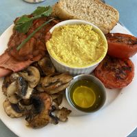 Vegan rainbow breakfast at My Rainbow Dreams in Dickson