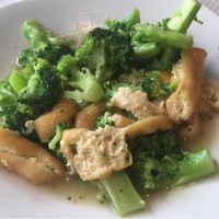 Brocoli and tofu at Jardin De Chiang Mai in Paris