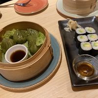 Avocado rolls and dim sum (Hong Kong Stories) at Negishi - Pelikanplatz in Zurich