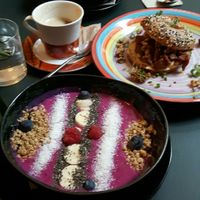 Breakfast Bowl , bagel at Plain in Vienna