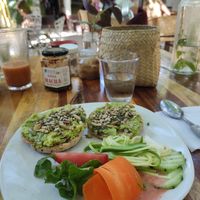 Guacamole baggle at Elephant Garden in Puerto Escondido